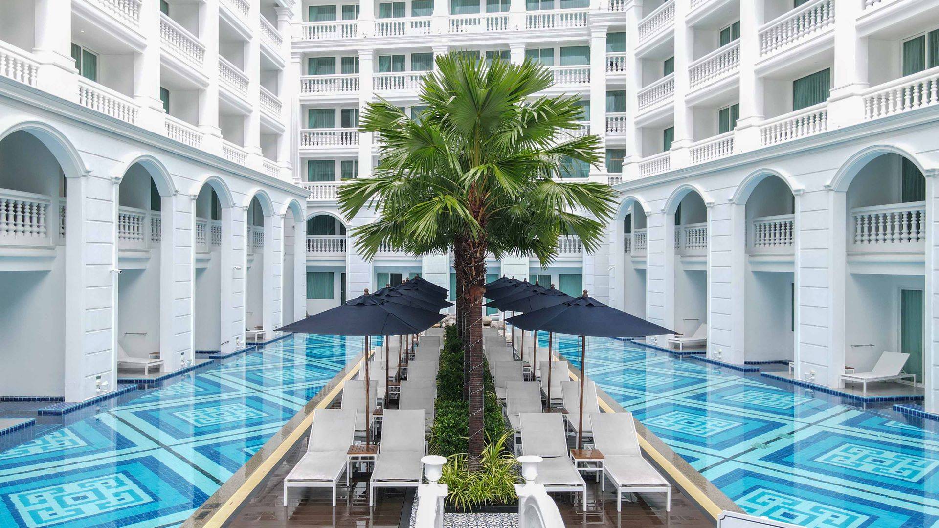 هتل movenpick myth patong