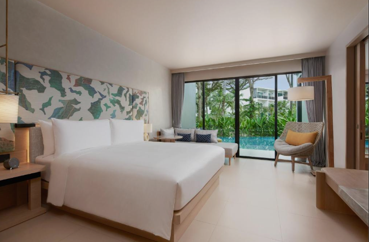 هتل Holiday Inn Resort Phuket Mai Khao Beach