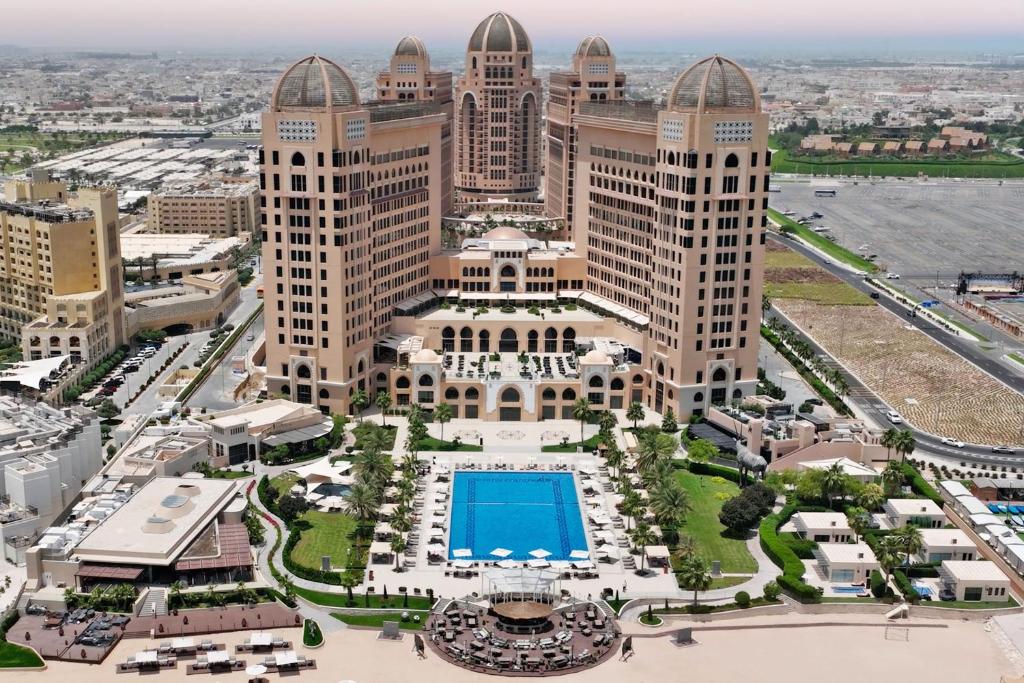 هتل THE ST REGIS DOHA