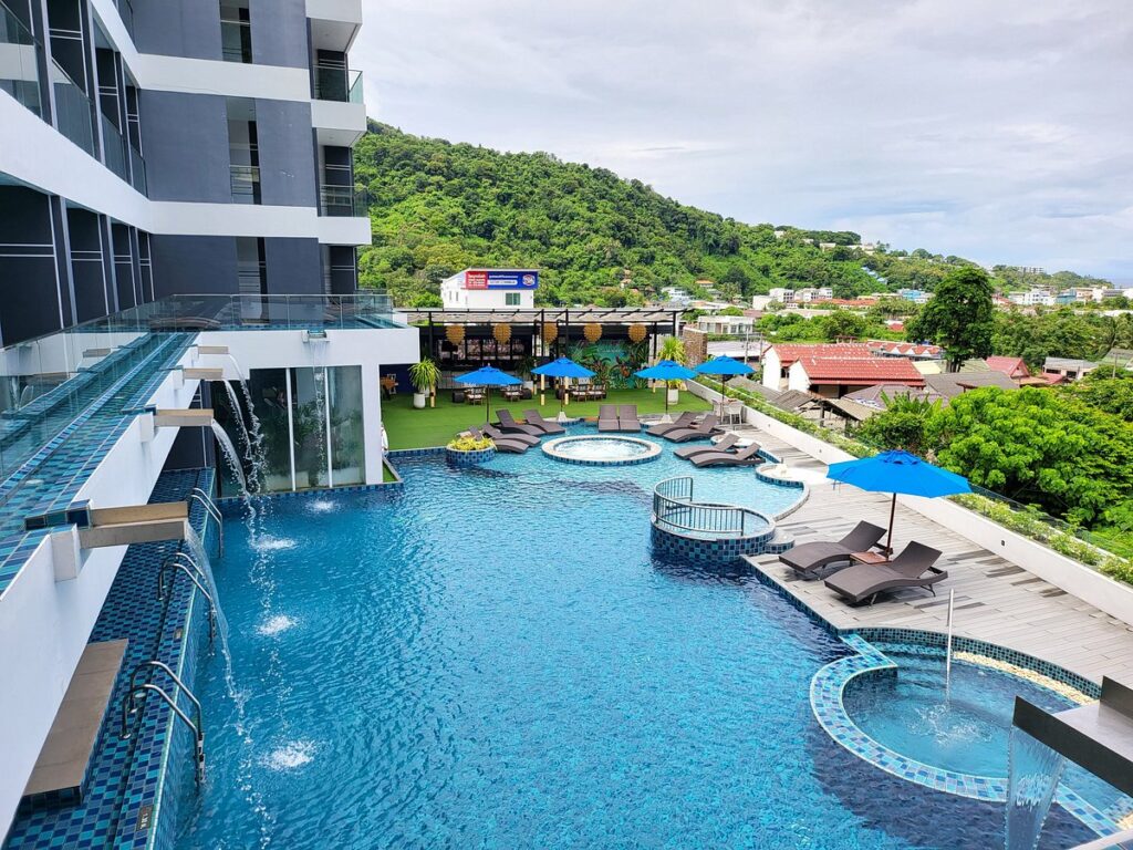 هتل The Yama Hotel Phuket در تایلند