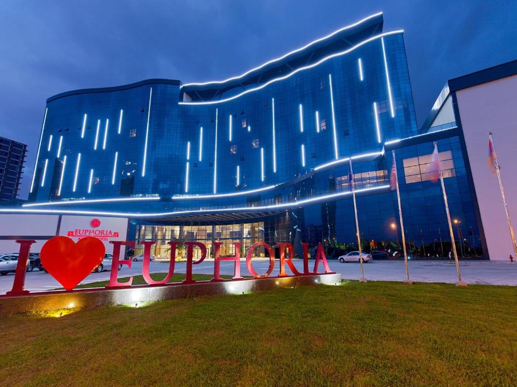 هتل Euphoria Convention & Casino