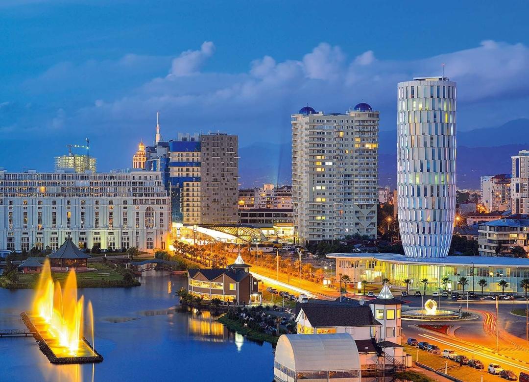 تور3 شب تفلیس + 3 شب باتومی پاییز