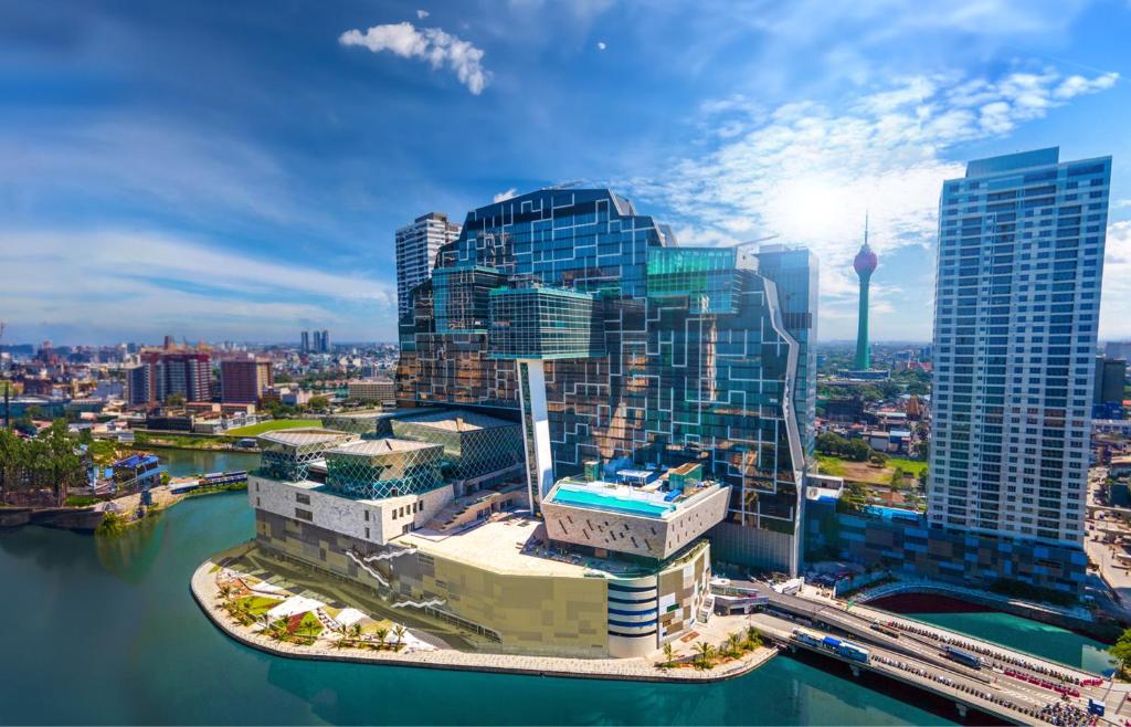 هتل CINNAMON LIFE AT CITY OF DREAMS