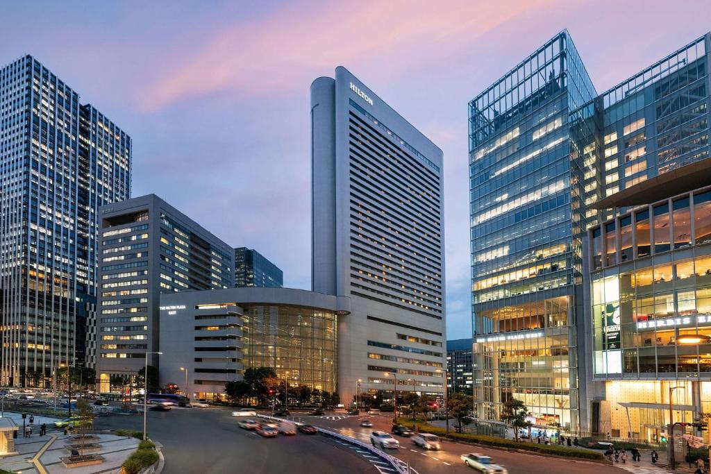 هتل HILTON OSAKA HOTEL