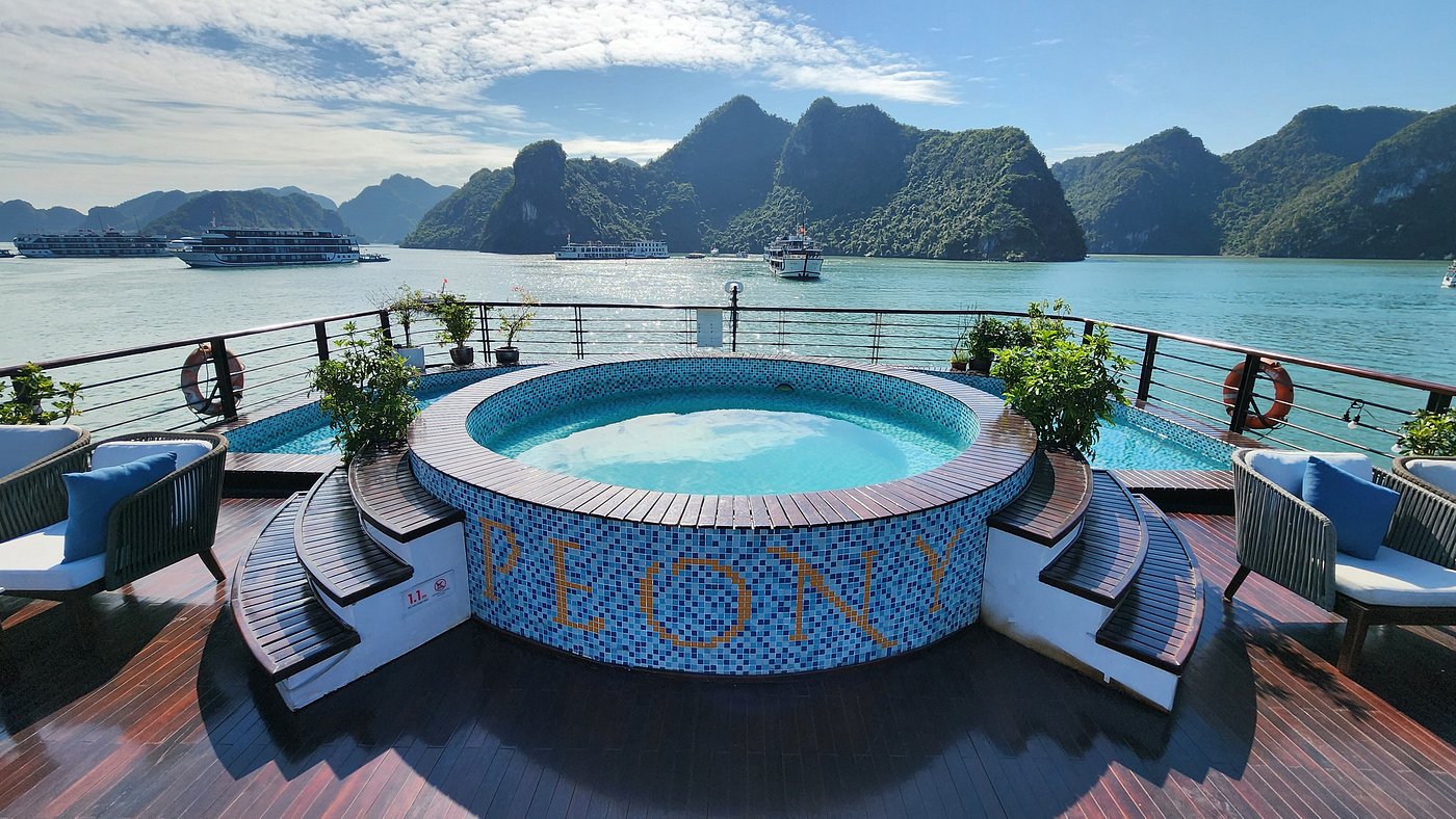 هتل HOTEL PEONY CRUISE