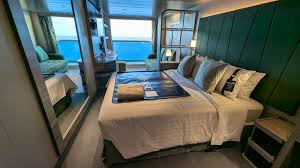 هتل 8 بهمن OCEAN VIEW دارای پنجره ثابت